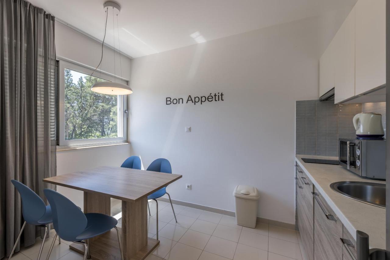 Madrugada Apartments Stari Grad  Buitenkant foto