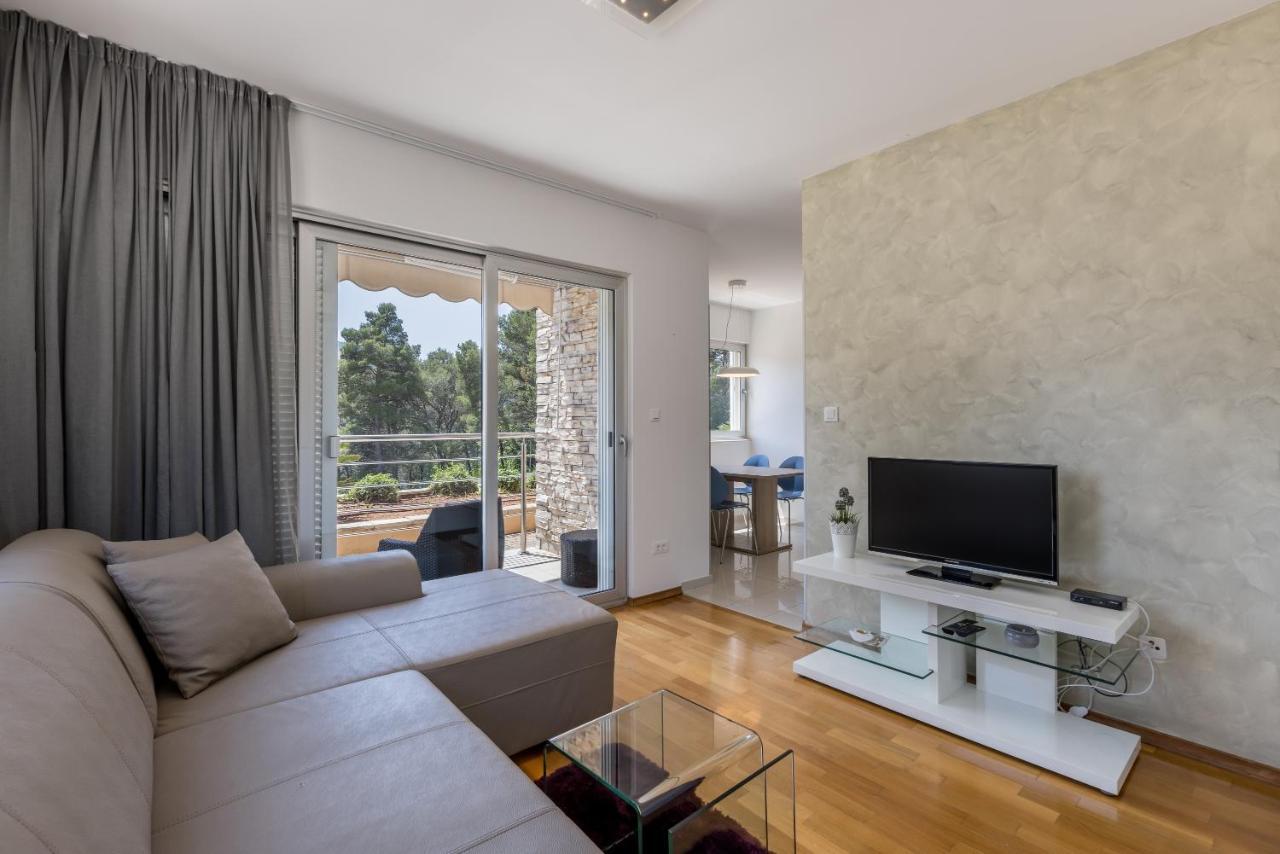 Madrugada Apartments Stari Grad  Buitenkant foto